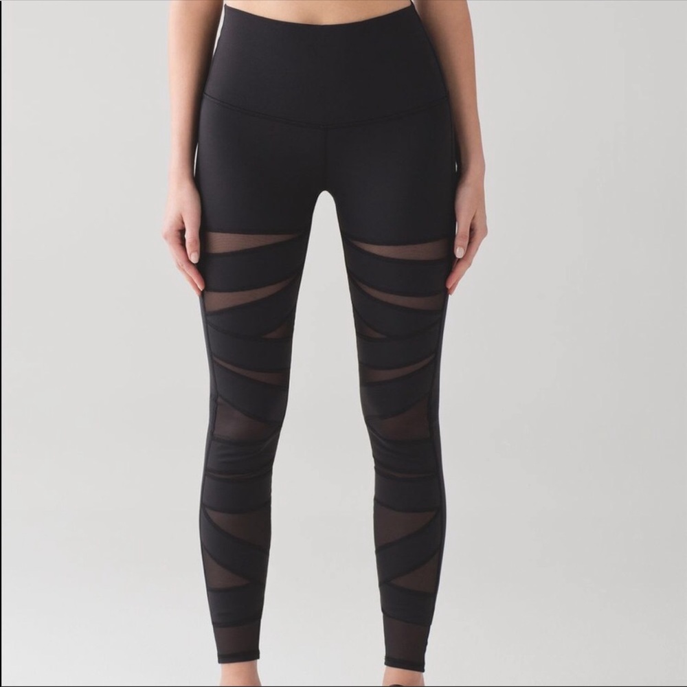 Wunder Under special edition mesh lululemon size 8